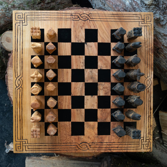 Chessset Medieval + Board